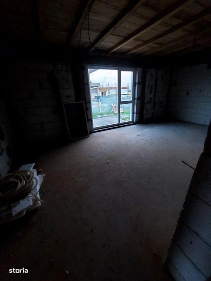 Casă cu 3 camere decomandat cu Teren 450 Mp în Cumpăna