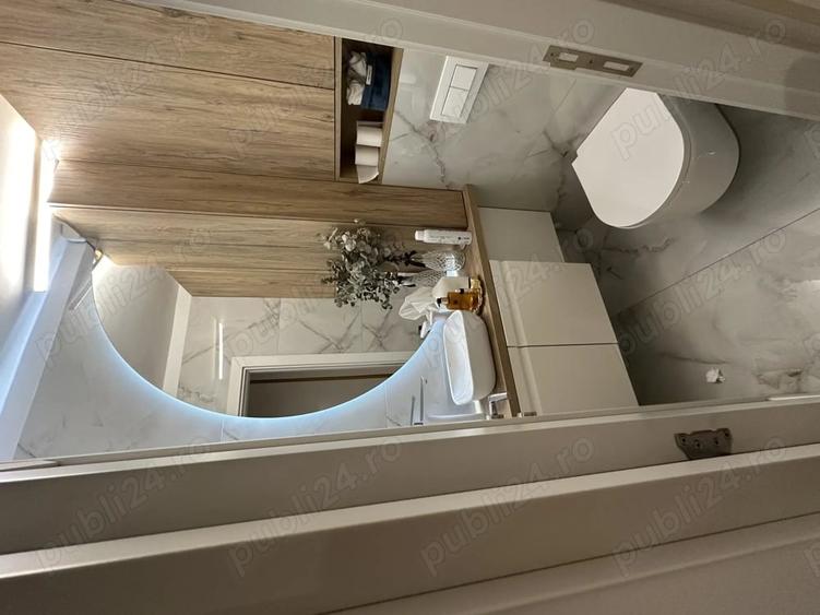 Apartament cu 3 camere decomandat în Aradului
