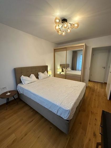 Apartament cu 2 camere decomandat în Noua