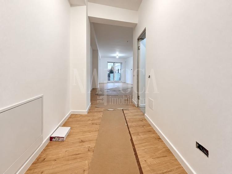 Apartament cu 3 camere semidecomandat în Central