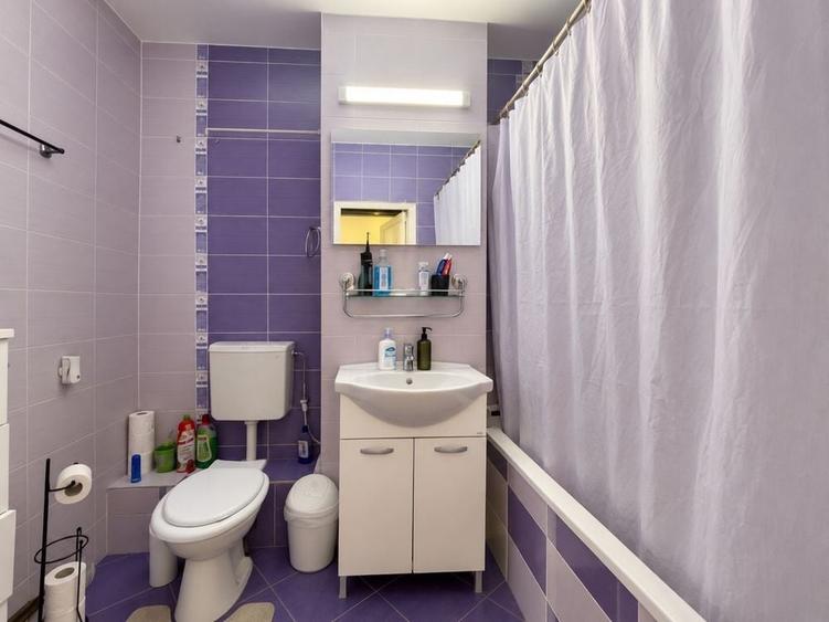 Proprietar Inchiriez apartament cu 2 camere cu parcare privata zona intre lacuri - 2