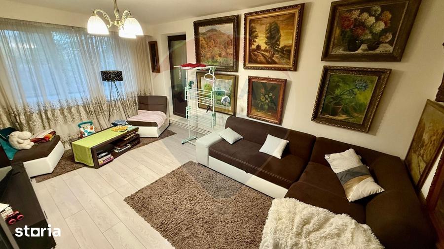Apartament cu 3 camere în Traian