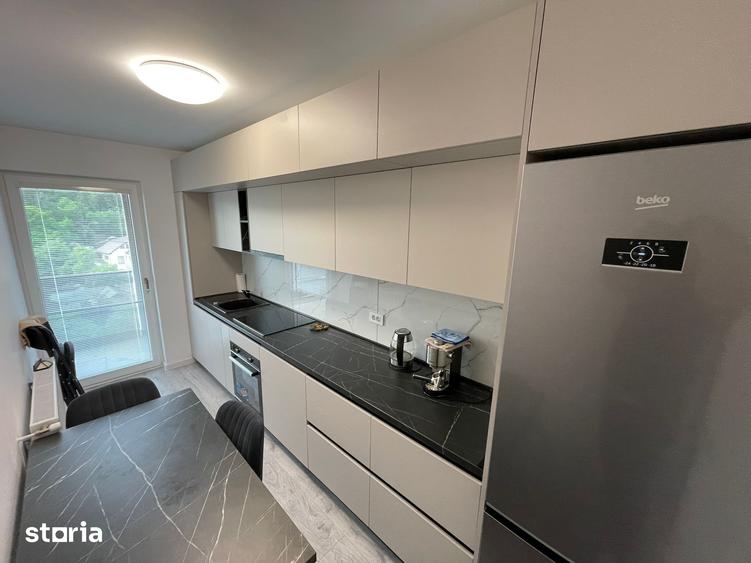 Apartament cu 2 camere decomandat în Central
