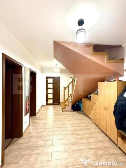 Casă cu 4 camere cu Teren 800 Mp în Central