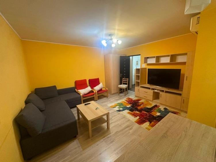 Apartament cu 2 camere decomandat în Dristor