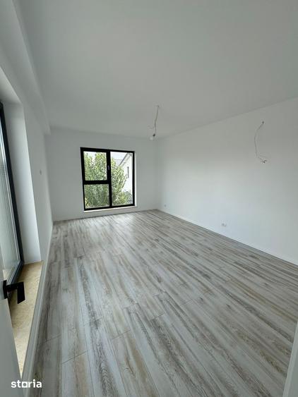 Casă cu 4 camere cu Teren 320 Mp în Ghencea