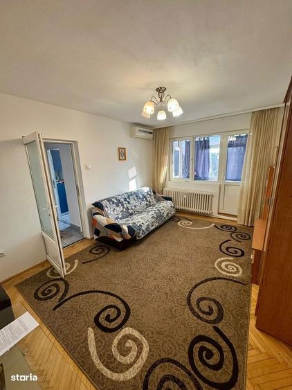 Apartament cu 2 camere semidecomandat în Podu Roș — fotografia 1