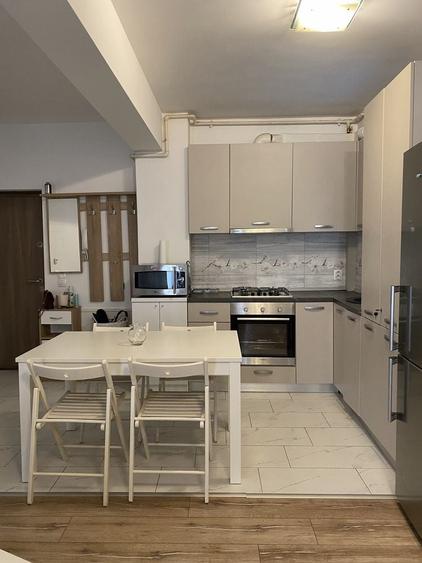 Apartament cu 2 camere în Jiului