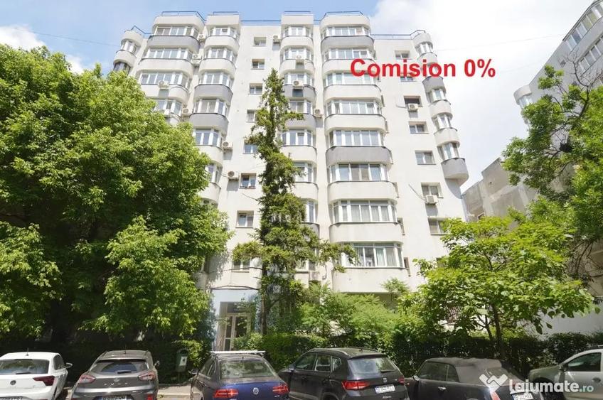 Apartament cu 4 camere decomandat în Titulescu