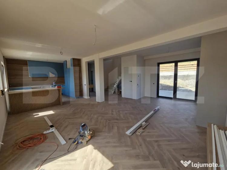 Casă cu 4 camere cu Teren 400 Mp în Chinteni