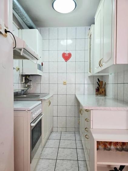 Apartament cu 3 camere decomandat în Siliștea Snagovului