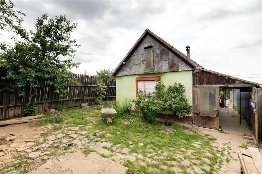 Casă individuală cu 4 camere cu Teren 564 Mp în Cheriu