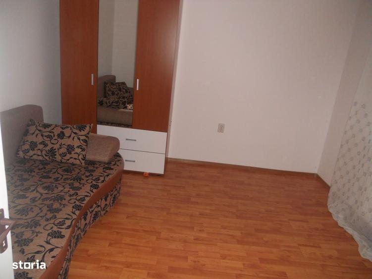 Apartament cu 2 camere decomandat în Mărăței