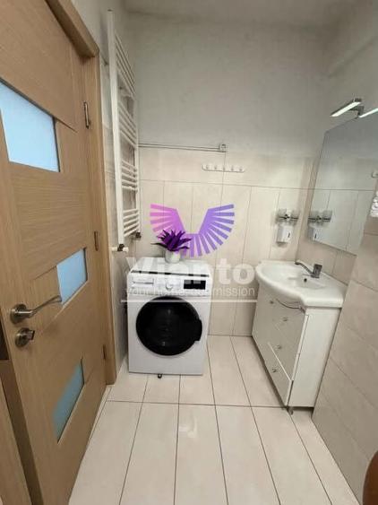 Apartament cu 3 camere semidecomandat, mobilat în Șelimbăr