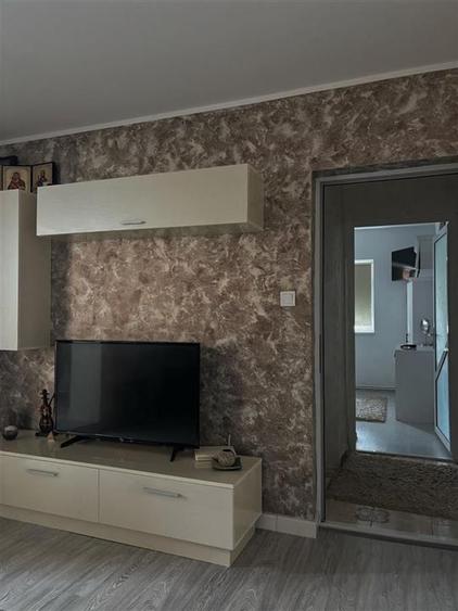 Apartament cu 2 camere decomandat, mobilat în Frumoasa