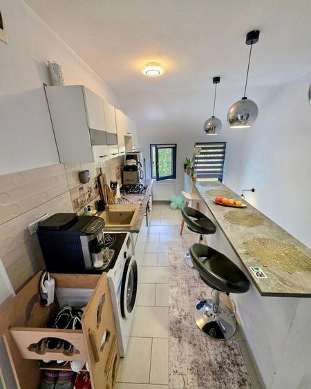 Apartament cu 2 camere decomandat în Giroc