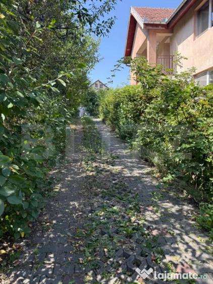 Garsonieră în Câmpului