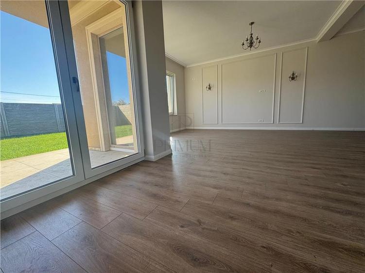 Duplex cu 3 camere cu Teren 320 Mp în Moșnița Nouă