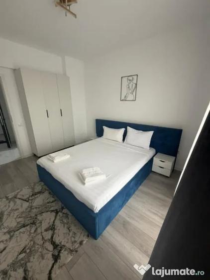 Apartament cu 2 camere decomandat în Rafinaria Vega