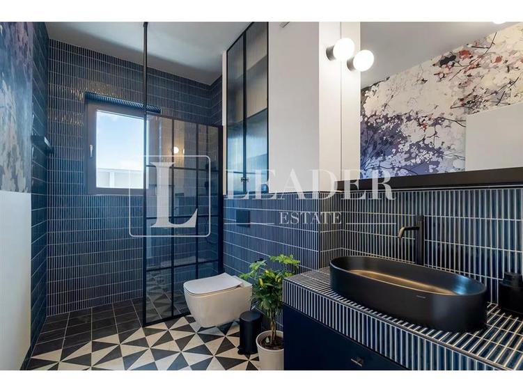 Apartament cu 3 camere decomandat, mobilat în Barbu Văcărescu
