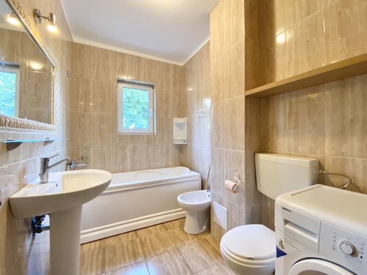 Apartament cu 2 camere semidecomandat, mobilat în Zorilor