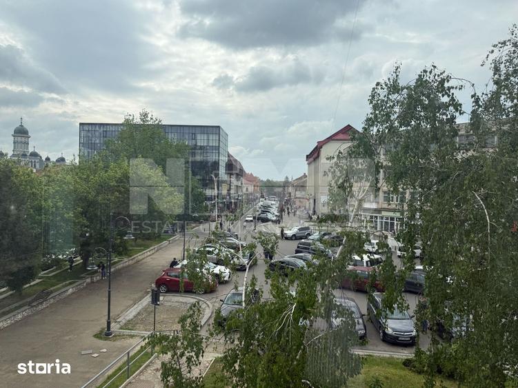 Spațiu comercial, de 120 mp, în Rădăuți