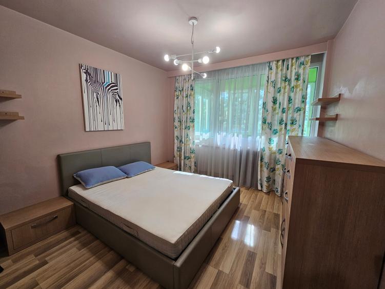 Apartament cu 2 camere semidecomandat în Lacul Tei