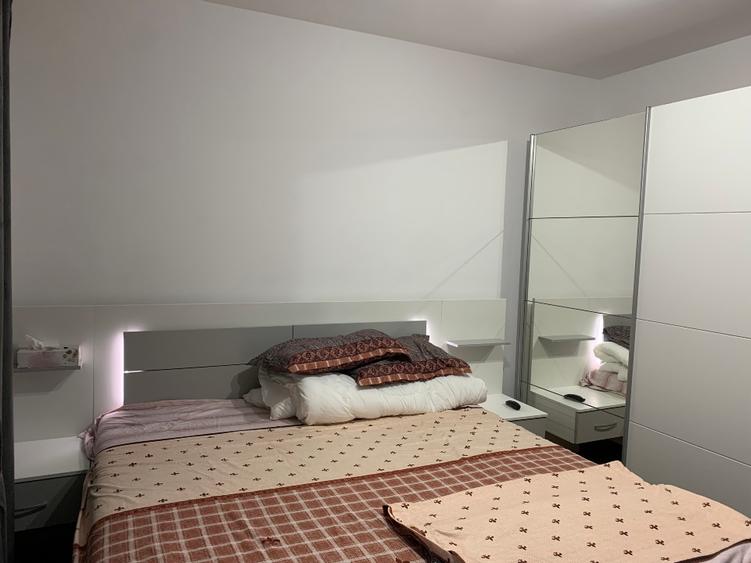 Apartament cu 3 camere semidecomandat în Take Ionescu