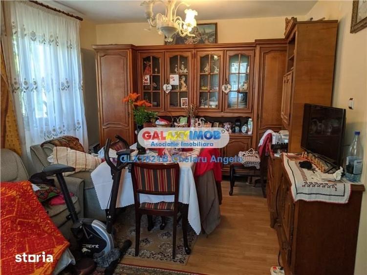 Casă cu 4 camere cu Teren 2000 Mp în Grădiștea