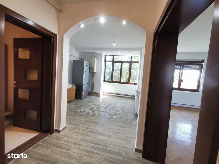 Apartament cu 4 camere în Bălcescu