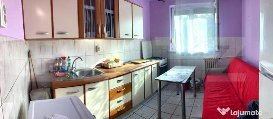 Garsonieră semidecomandată, mobilată în Rogerius