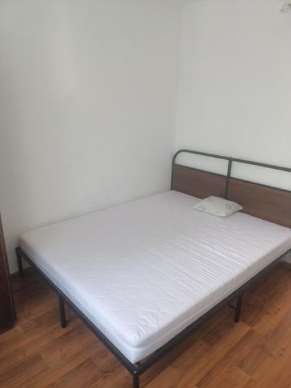 Apartament cu 2 camere semidecomandat în Florești