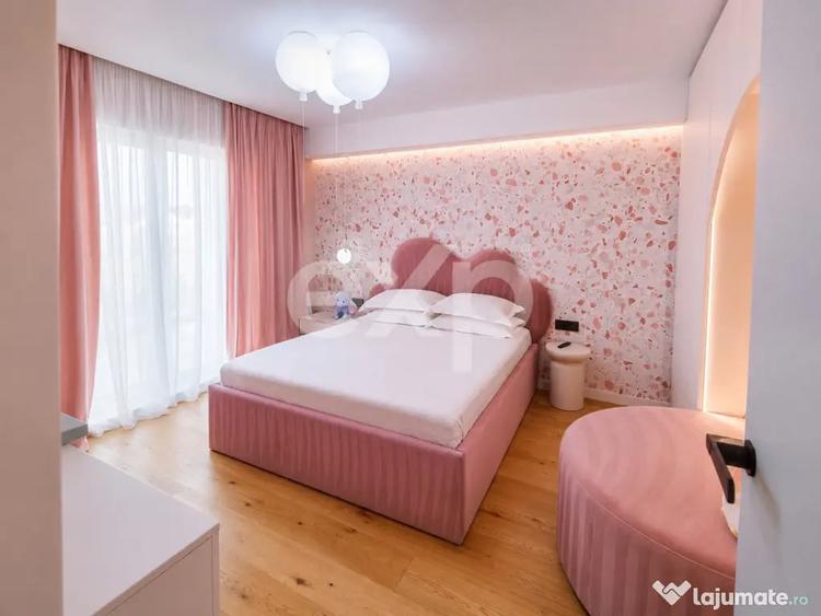 Casă cu 5 camere cu Teren 500 Mp în Stupini