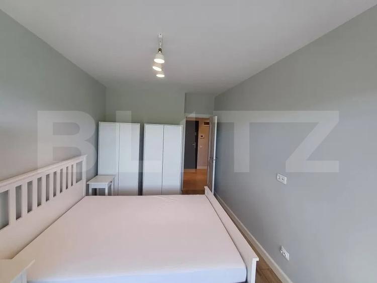 Apartament cu 2 camere semidecomandat, mobilat în Zorilor
