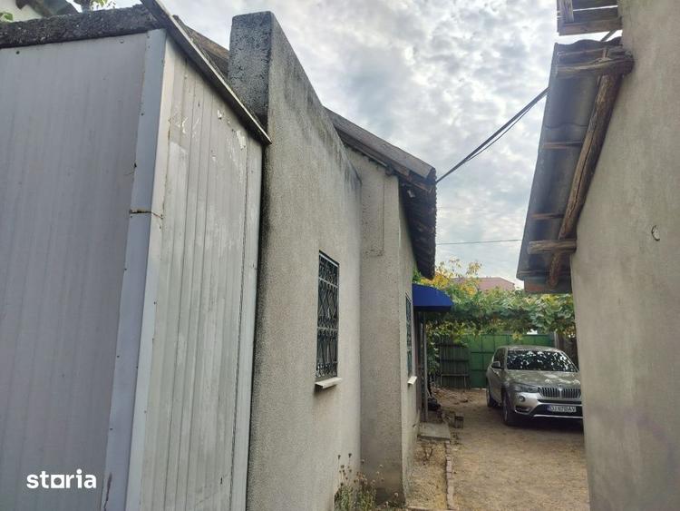 Casă cu 2 camere cu Teren 500 Mp în Poiana Mare