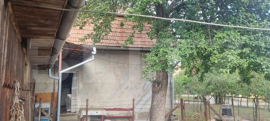 Casă individuală cu 2 camere cu Canalizare în Ceanu Mare