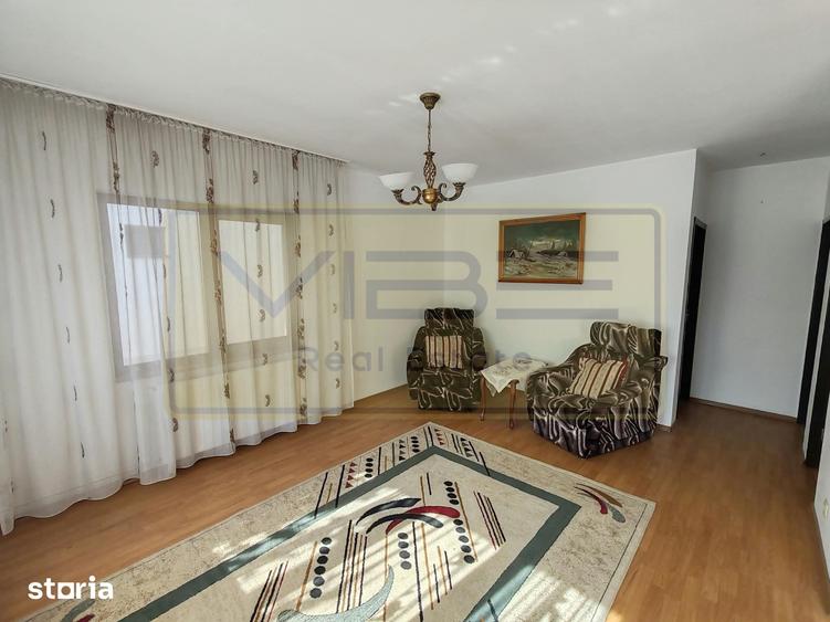 Casă cu 5 camere cu Teren 400 Mp în Cug