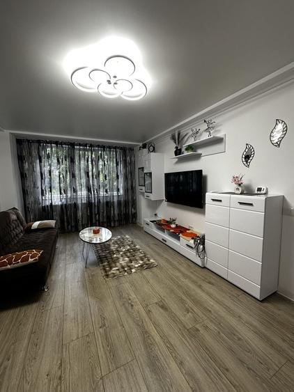 Apartament cu 2 camere semidecomandat în Țiglina 1