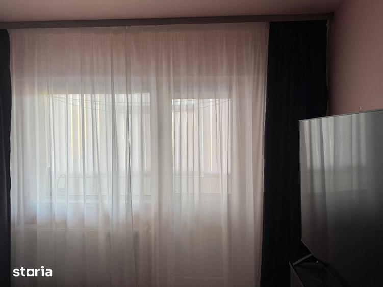 Inchiriez Apartament 3 camere, Faleza Nord zona Reyna | Proprietar - 7