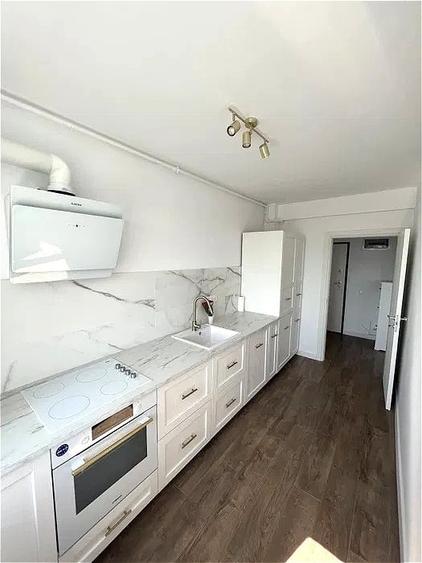 Apartament cu 2 camere decomandat, mobilat în Pipera