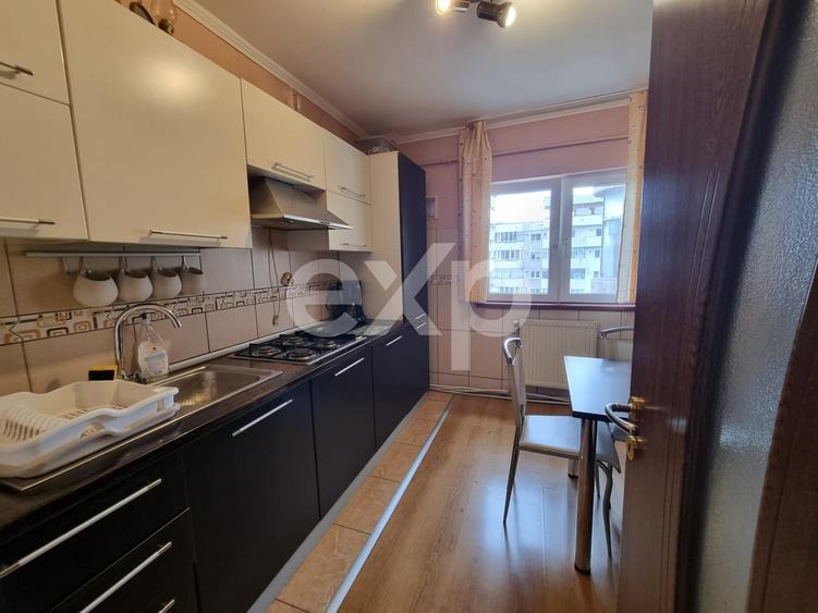 Apartament cu 3 camere decomandat, mobilat în Mărăști