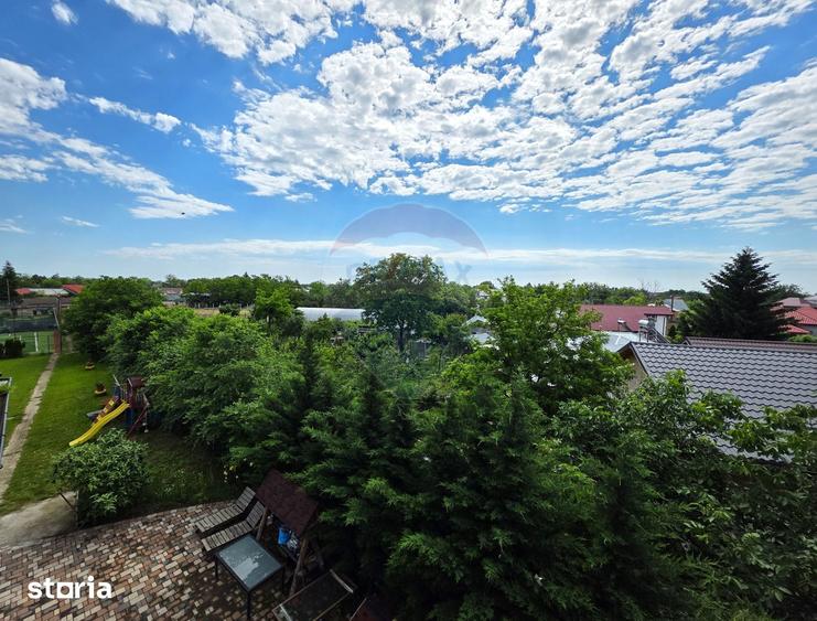 Casă cu 7 camere cu Teren 3200 Mp în Merei