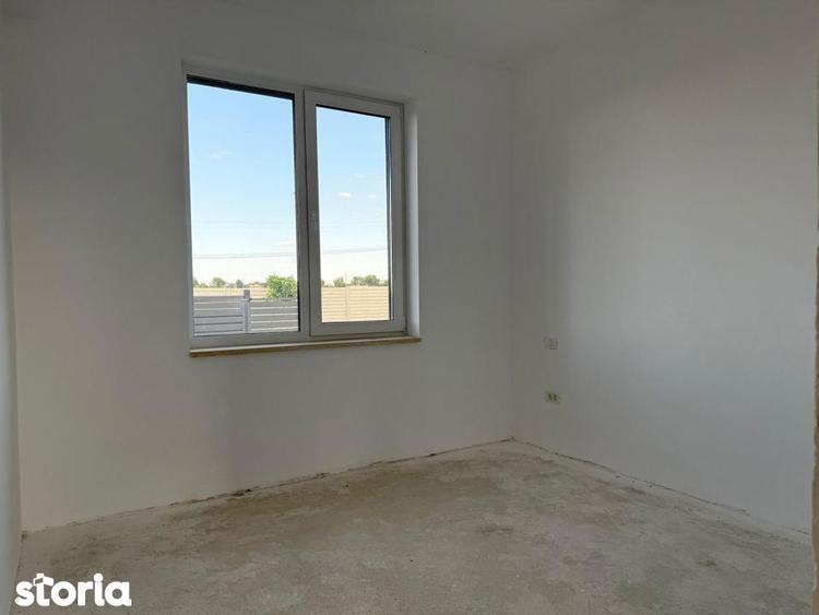 Casă cu 4 camere cu Teren 440 Mp în Frumușani