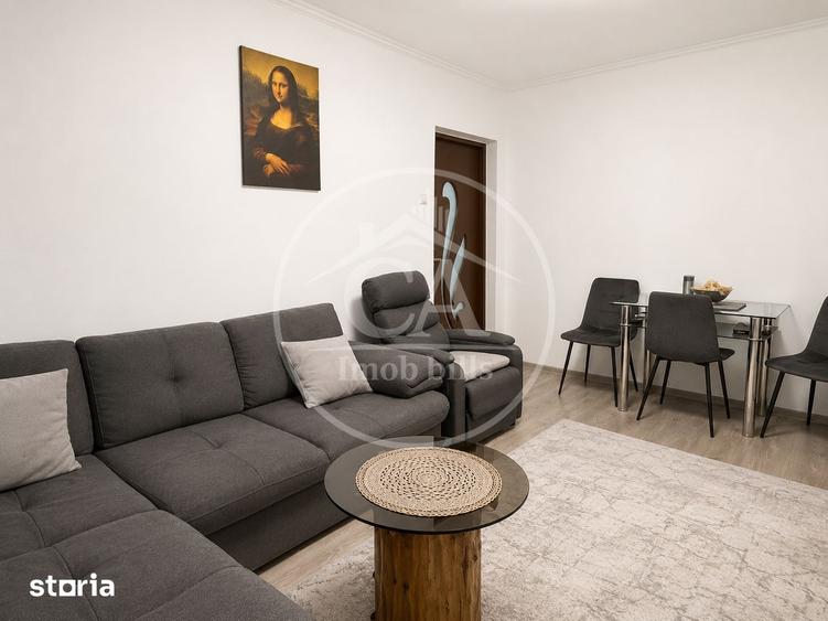 Apartament cu 3 camere semidecomandat în Rogerius