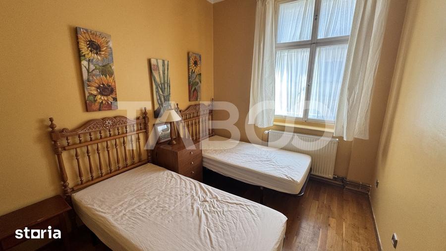 Apartament cu 3 camere decomandat în Central