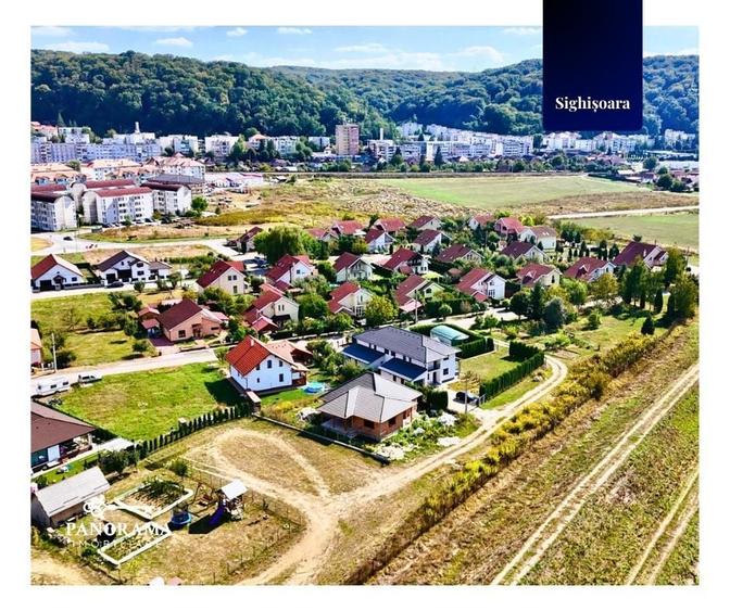 Teren Construcții intravilan de 593 mp, în Nord-Est