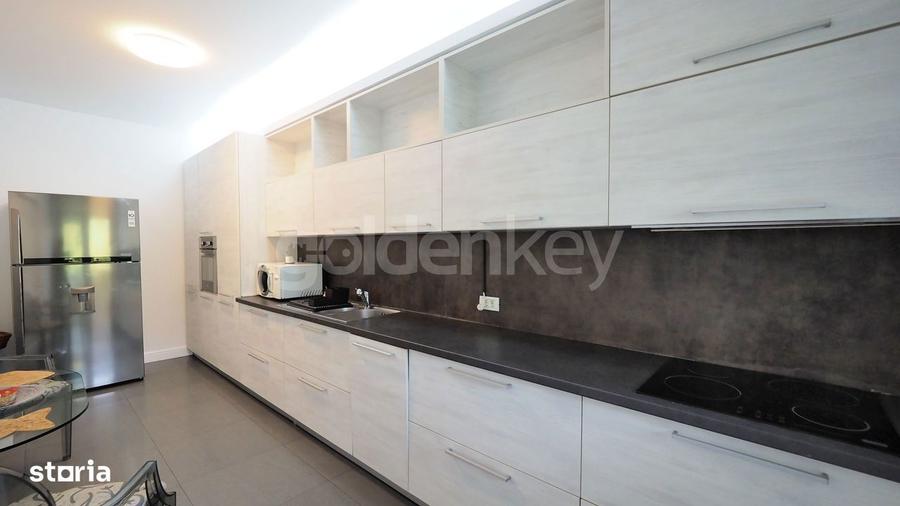 Apartament cu 5 camere, mobilat în Băneasa