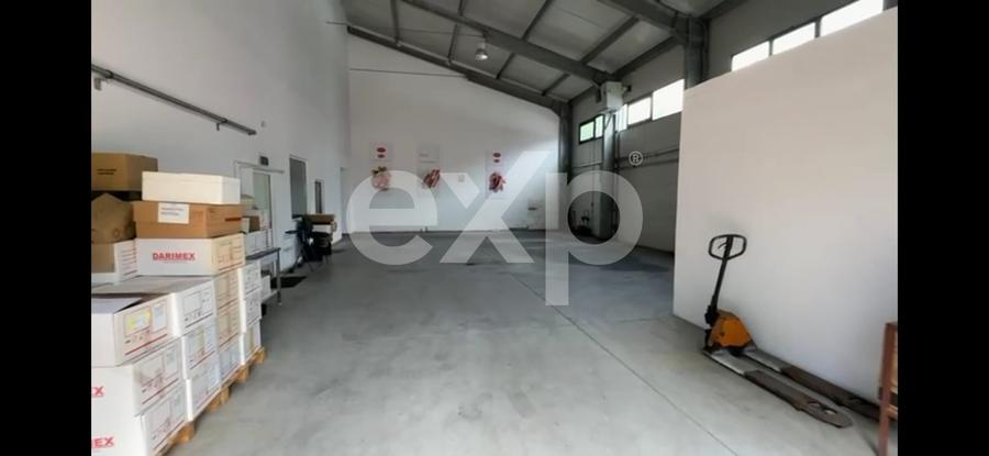 Spațiu industrial, de 1,500 mp, în Otopeni