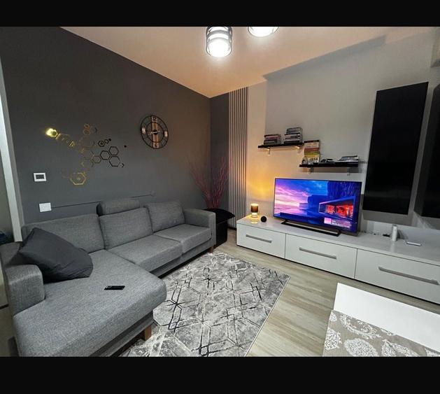Apartament cu 2 camere decomandat în UTA