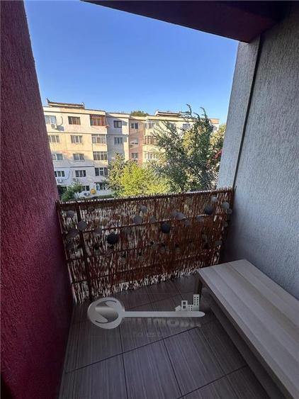 Apartament cu 2 camere decomandat, mobilat în Nicolina